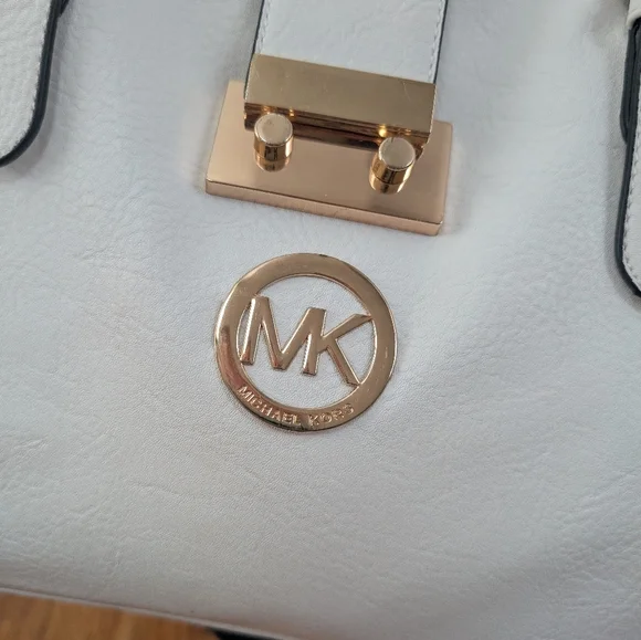 Michael Kors White Leather Crossbody Tote Bag - Picture 2 of 8